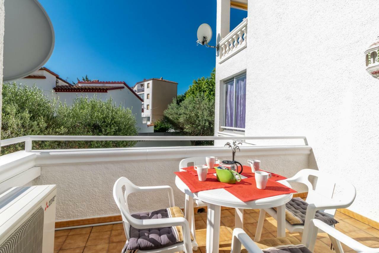 Goldhome - Valira Empuriabrava Zewnętrze zdjęcie